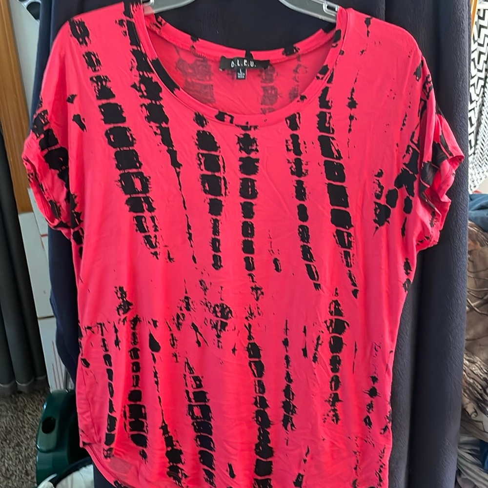 Womens size large Bleu T-shirt